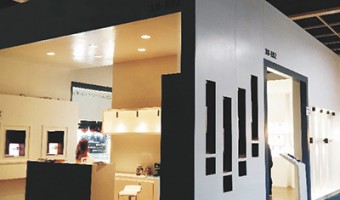 Company   History-LIGHTHOUSE LIGHTING FROM ITALY-2004