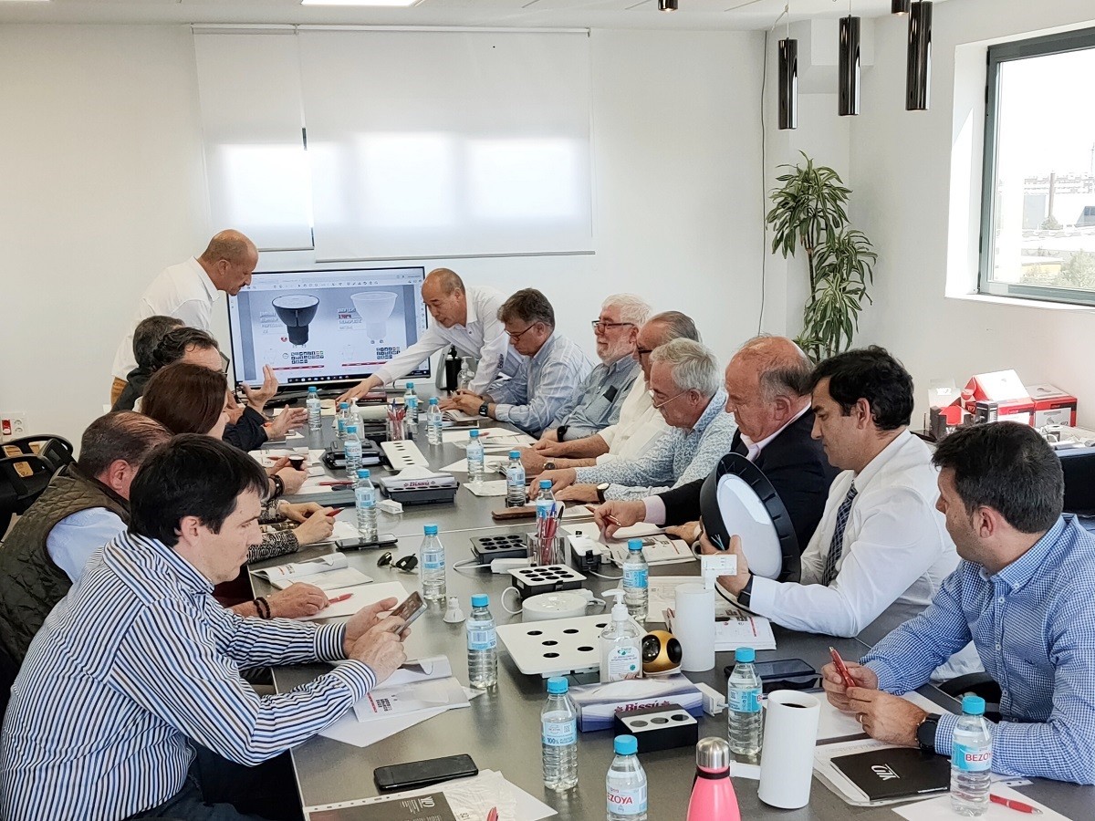 Salesperson conference in 2022